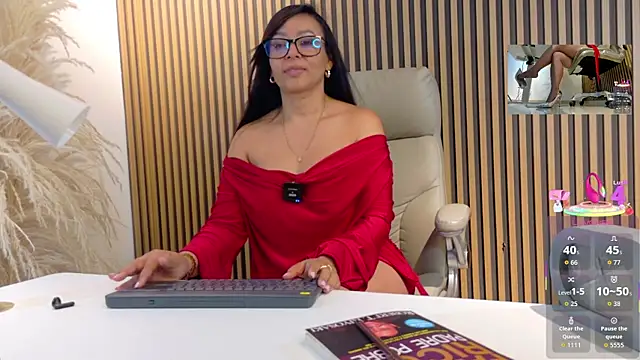 lulu_072's Webcam Show