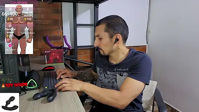 Marck_Muscle Show Webcam
