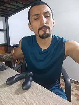 Marck_Muscle Pertunjukan Webcam