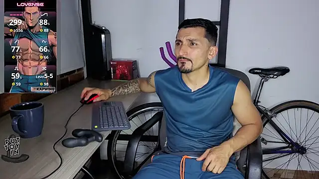 Marck_Muscle Webcam-Show