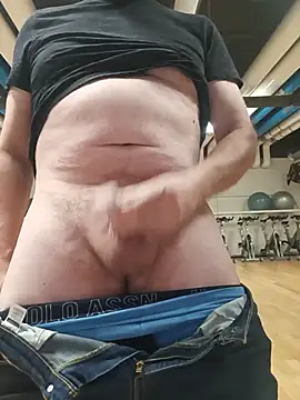 massive_cum Show Webcam