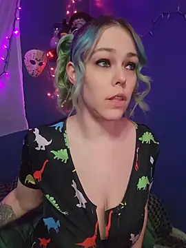 Show modela EverlyEster na web-kameri