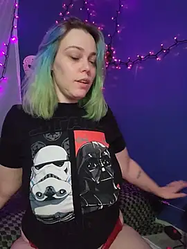 EverlyEster Show in webcam