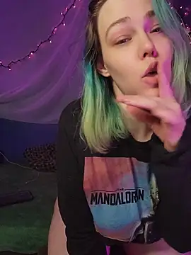 EverlyEster's Webcam Show