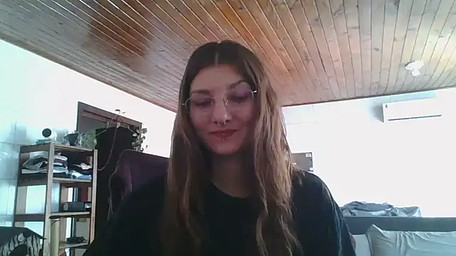SweetyBabyDemon's Webcam Show