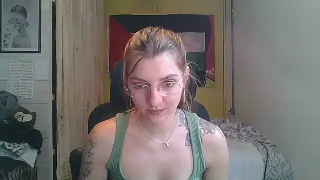 SweetyBabyDemon Webcam-Show