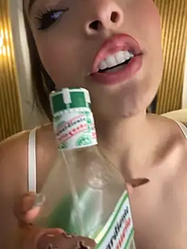 Show Webcam de kyliejoness