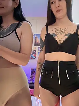 Show modela Heart_Ass na web-kameri