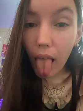 Heart_Ass webcam show