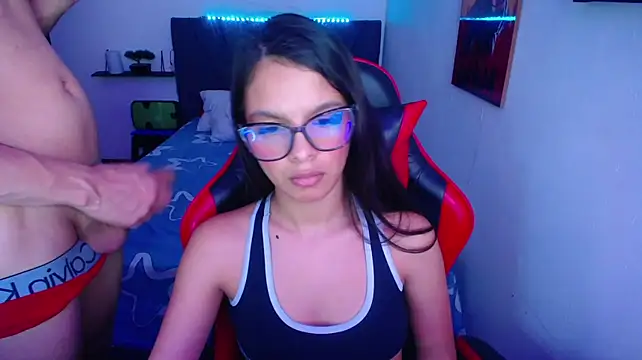 XXX chat uživo modela jessi_and_boy