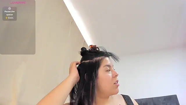 Kylie2211 Chat XXX live