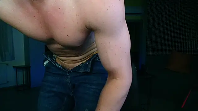 ChristianLevine_ Show Webcam