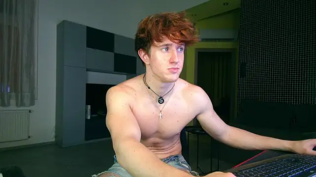 ChristianLevine_ Show Webcam