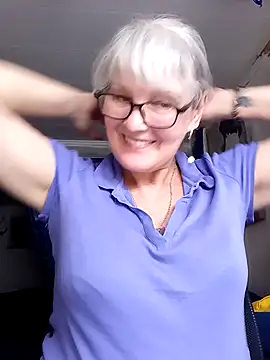 irinamaux's Live XXX Chat