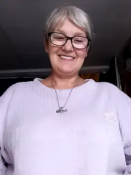 irinamaux Chat XXX in diretta