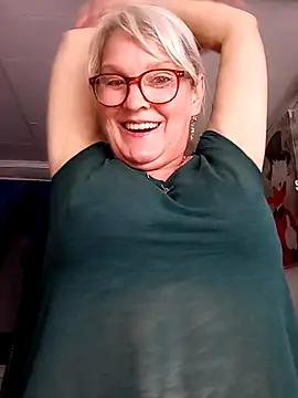 irinamaux's Live XXX Chat