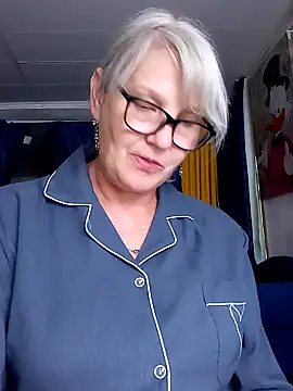 Show de irinamaux na webcam