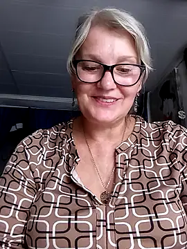 Show de irinamaux na webcam