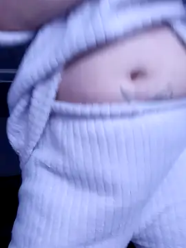 irinamaux's Live XXX Chat