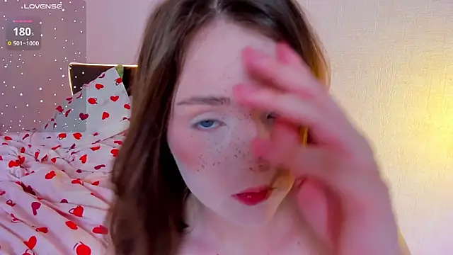 lexxxxxxi XXX чат на живо