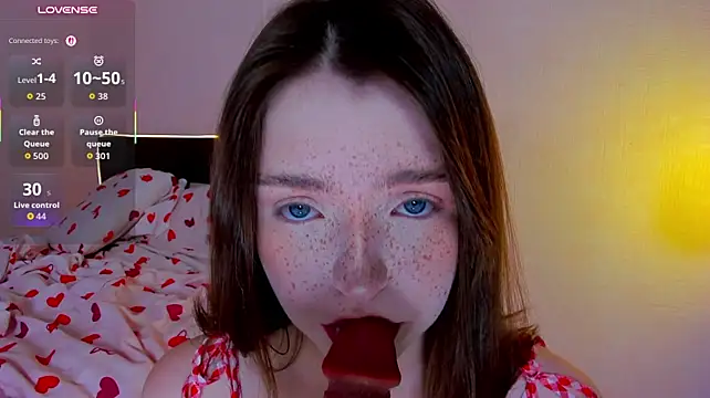 lexxxxxxi Webcam-Show