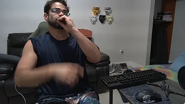 Zander823's Live XXX Chat
