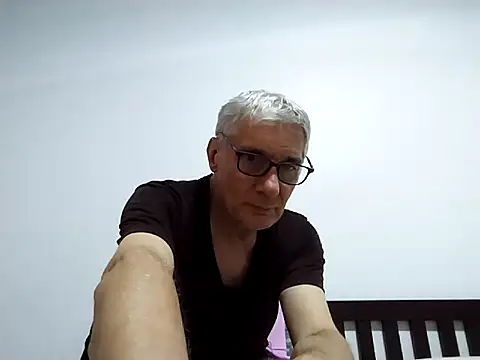 BIGUNCUTHARDCOCKn Webbikameraesitys