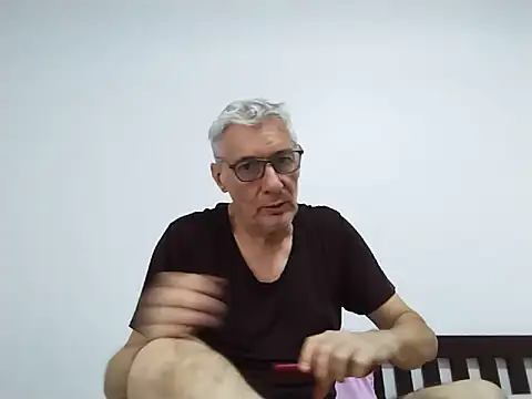 Show de webcam de BIGUNCUTHARDCOCK