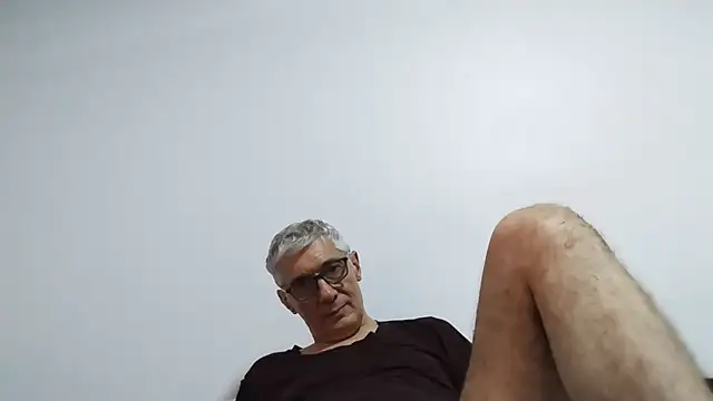 แชท XXX สดของ BIGUNCUTHARDCOCK