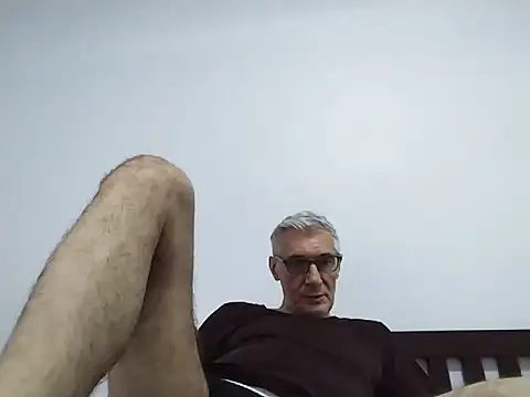 Chat XXX en directo de BIGUNCUTHARDCOCK