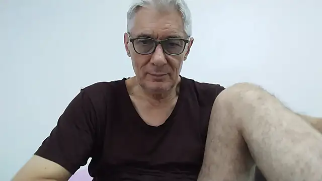BIGUNCUTHARDCOCK 在線直播表演