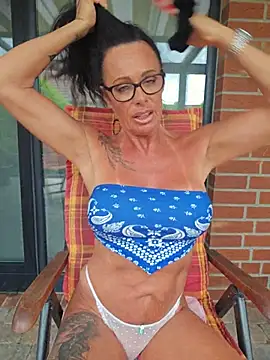 Misses-Cougar – webcam-show