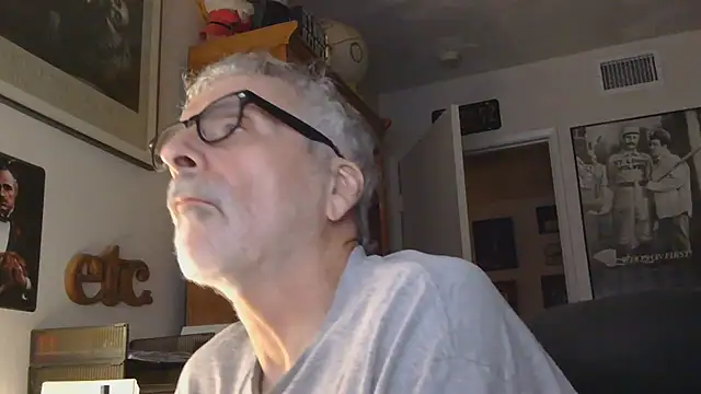 drawde34's Webcam Show