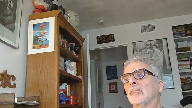 drawde34: διαδικτυακό σόου στην κάμερα