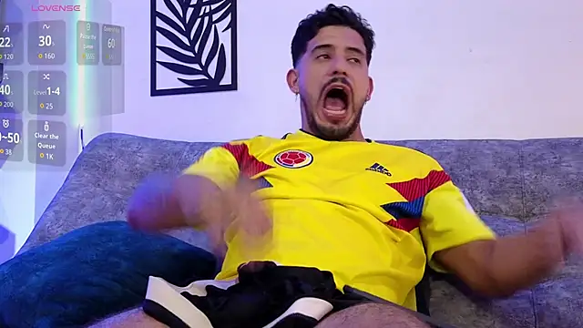 Show modela Bruno_Mattos na web-kameri