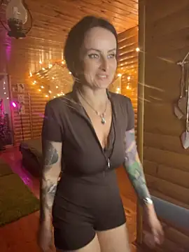 AnnaMaria- লাইভ XXX চ্যাট