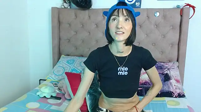 Sakura_and_yuki Show Webcam