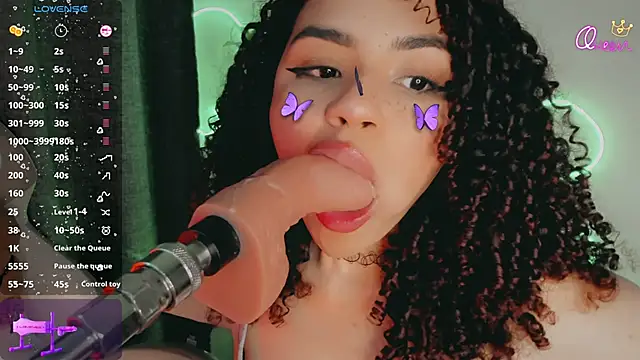 Show de Queen_Deepthroat na webcam