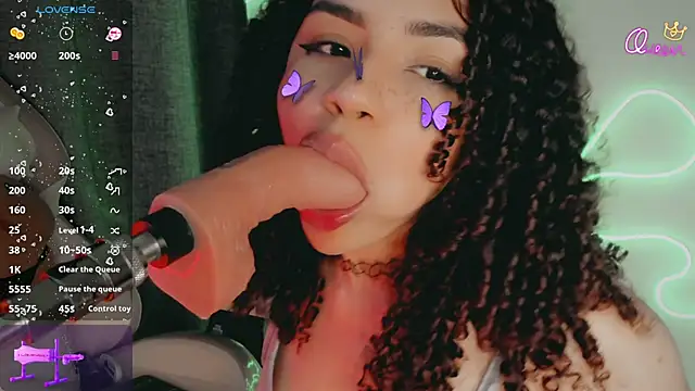 Queen_Deepthroatのウェブカメラショー