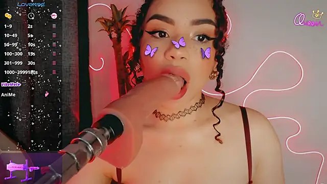 Queen_Deepthroat 在線直播表演