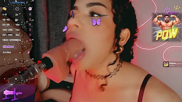 Pokazy przed kamerką – Queen_Deepthroat