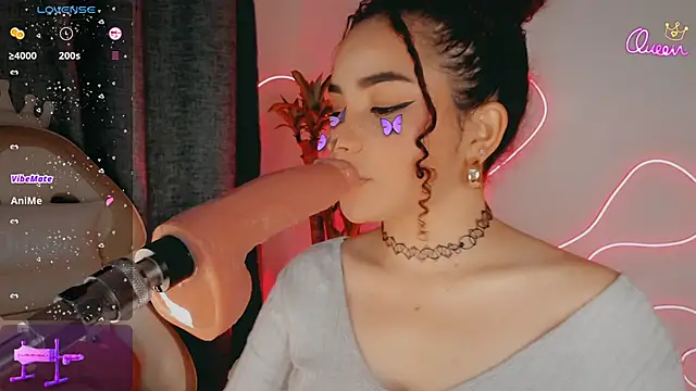 Queen_Deepthroatn Webbikameraesitys