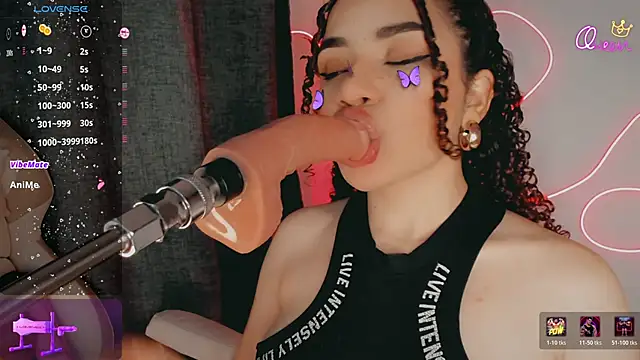 Pokazy przed kamerką – Queen_Deepthroat