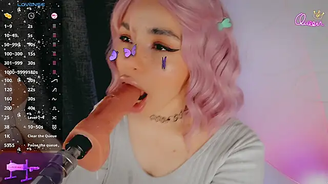 Queen_Deepthroat's Webcam Show