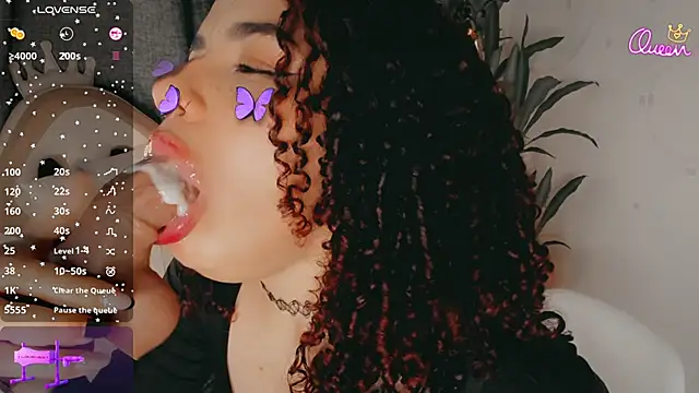 Živý XXX chat Queen_Deepthroat
