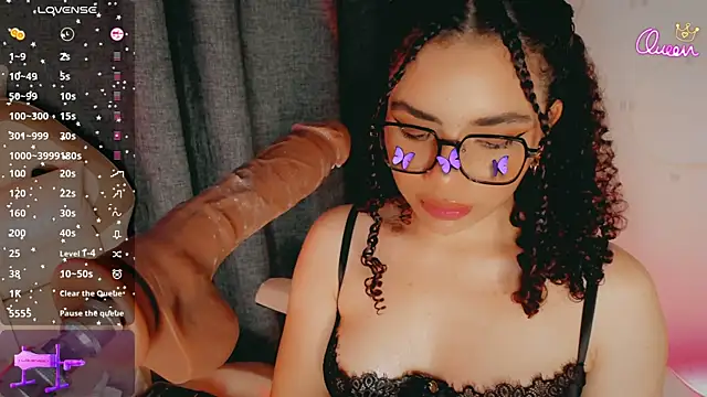 Queen_Deepthroat: онлайн-секс-чат