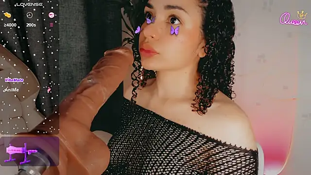 Queen_Deepthroat's Live XXX Chat