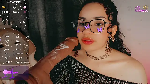 Queen_Deepthroat's Live XXX Chat