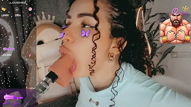 Queen_Deepthroat's Live XXX Chat