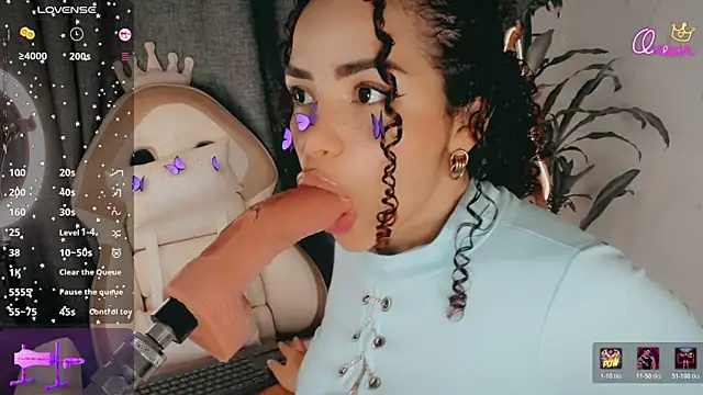 Queen_Deepthroat Adlı Modelin Web Kamerası Şovu